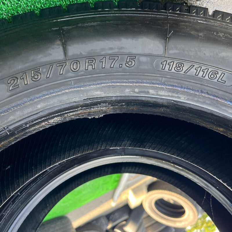 215/70R17.5 YOKOHAMA, IG91 中古スタッドレス　激安美品　　2本セット：9800円