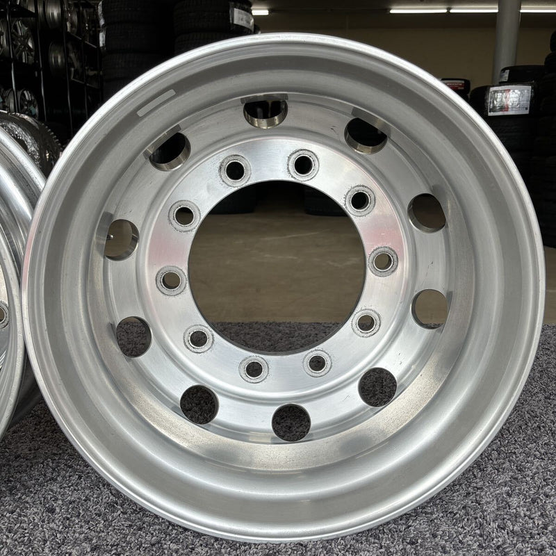 アルミホイール　22.5×7.50の10穴(11R22.5或いは、275/80R22.5などに使う)激安美品　2本セット：33500円