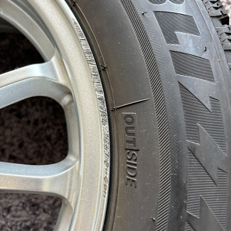 165/70R14 ホイール付き！中古スタッドレス　BRIDGESTONE VRX2 2021年製　4本セット:28000円