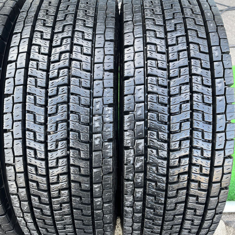 245/70R19.5 YOKOHAMA 136/134J, 903ZW, 中古　激安美品　6本セット:70000円