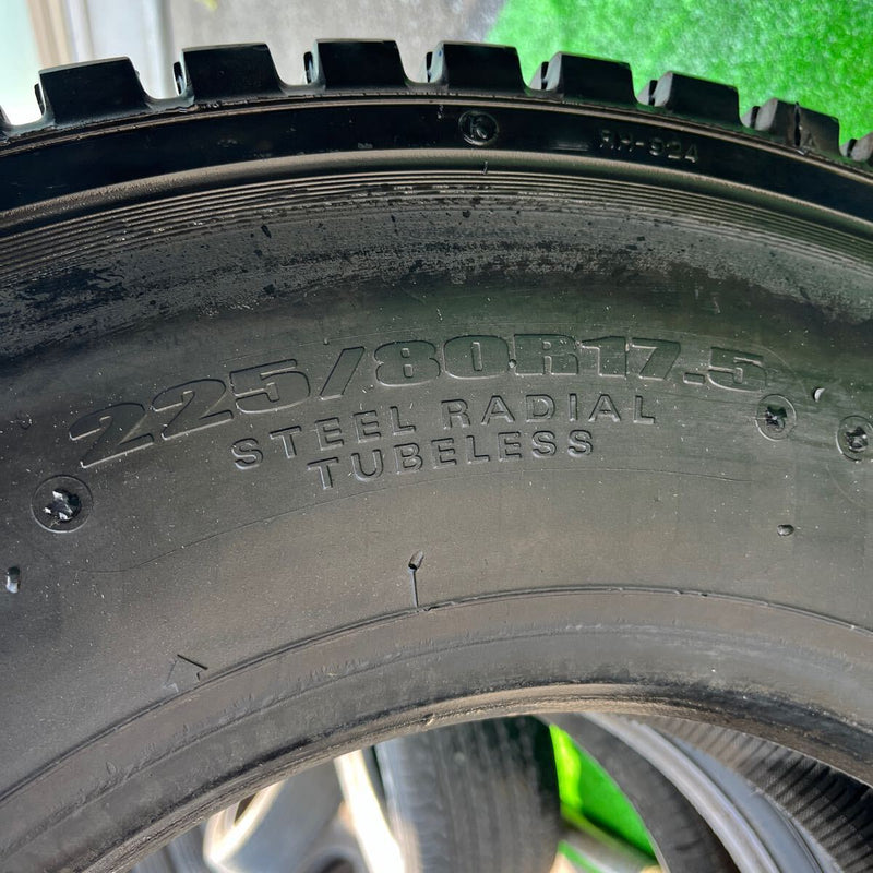 225/80R17.5 再生　中古スタッドレス　　激安美品　　2本セット：9500円