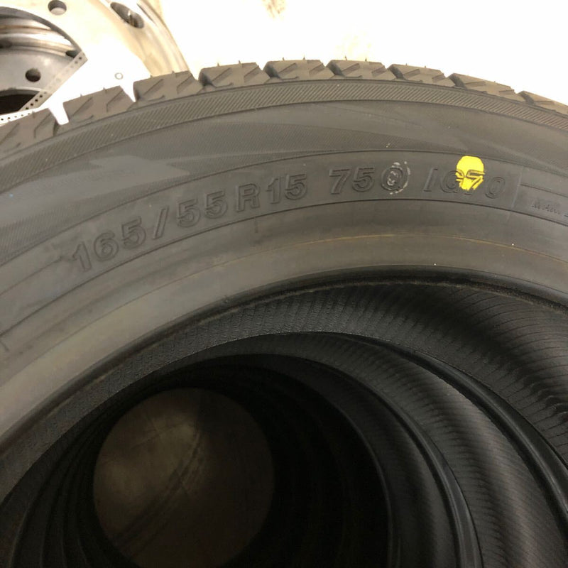 在庫処分！165/55R15 冬タイヤ 2021年製 4本セット:43000円