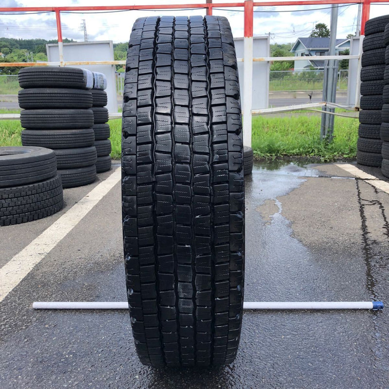 11R22.5 DUNLOP 14PR, SP081, 2020年製　　激安美品　1本:13000円