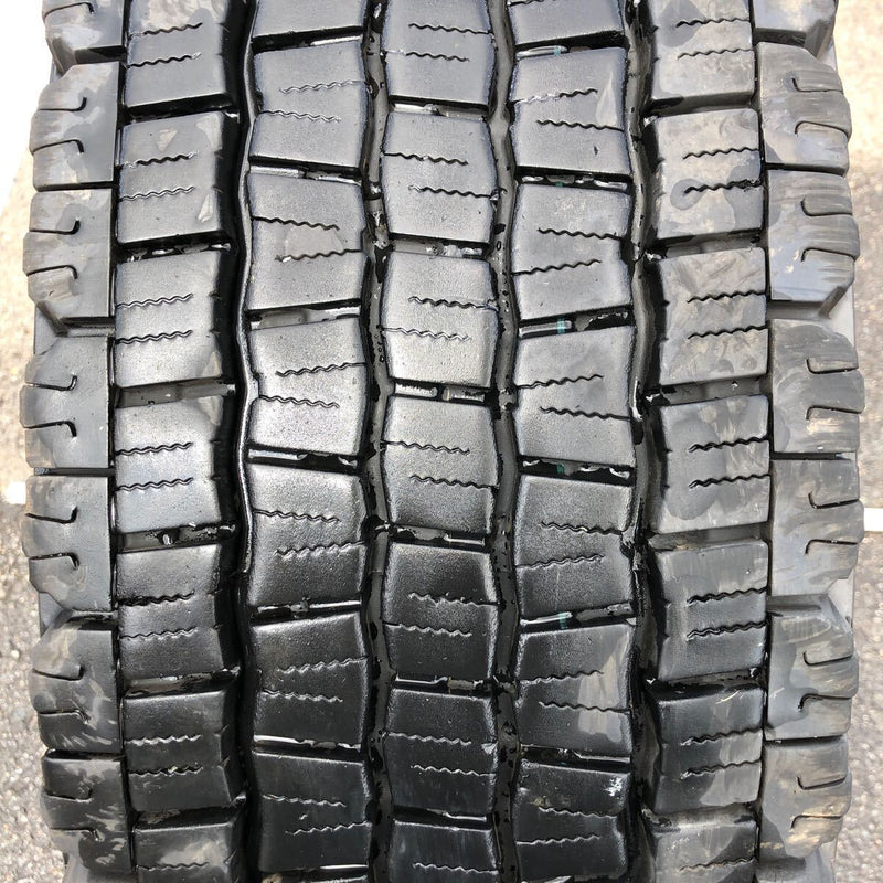 11R22.5 DUNLOP 14PR, SP081, 2020年製　　激安美品　1本:13000円