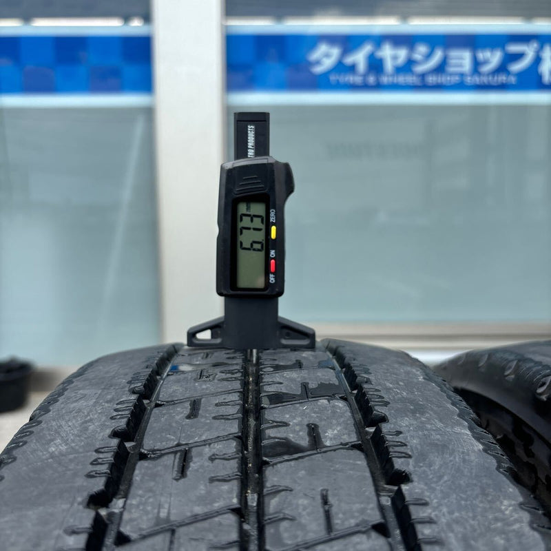 205/75R16 LT　BRIDGESTONE DURAVIS R207　2021年　中古夏タイヤ　　2本セット：9000円