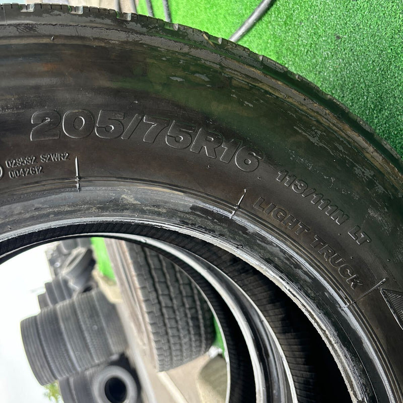 205/75R16 LT　BRIDGESTONE DURAVIS R207　2021年　中古夏タイヤ　　2本セット：9000円