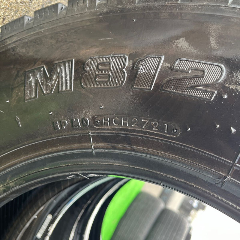 205/85R16 BRIDGESTONE, M812 中古ミックス　激安美品　　2本＋1本セット：13000円