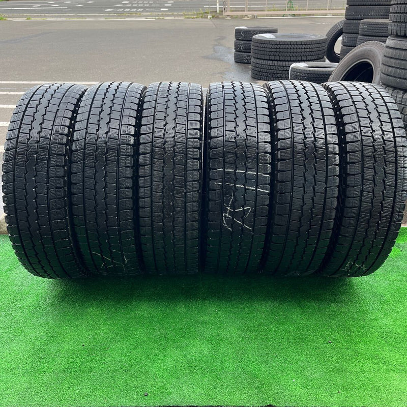 205/75R16 DUNLOP, LT03 中古スタッドレス　激安美品　　6本セット：24500円