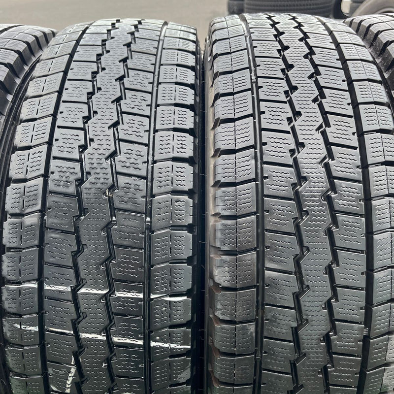 205/75R16 DUNLOP, LT03 中古スタッドレス　激安美品　　6本セット：24500円