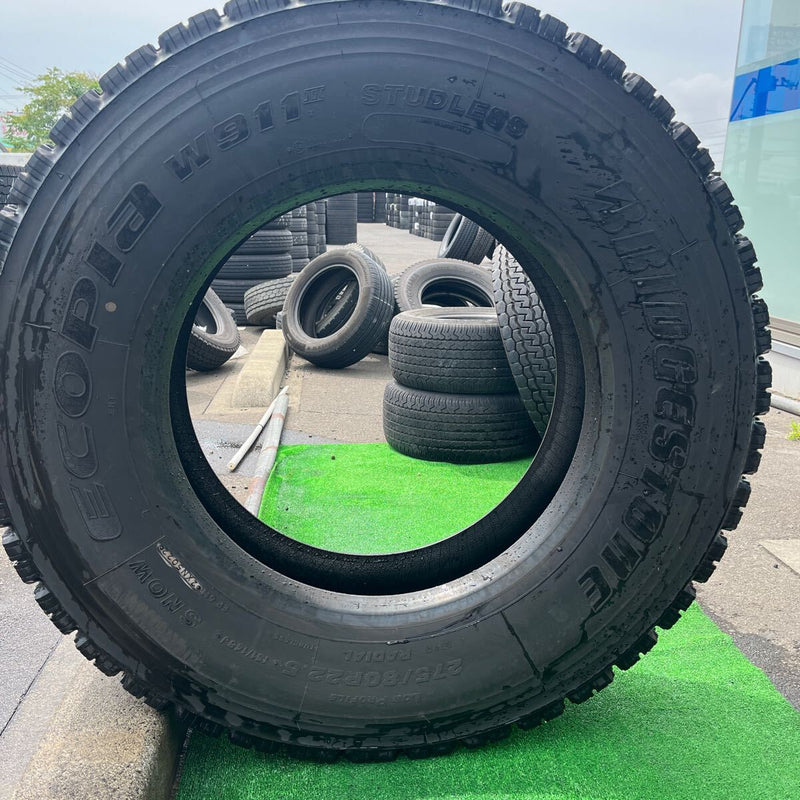 275/80R22.5 BRIDGESTONE, W911 中古　激安美品　　1本セット：14000円