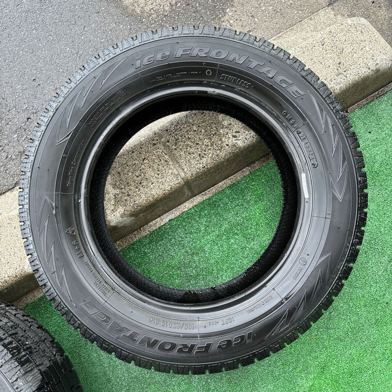 195/65R15 TOYO 中古スタッドレス　激安美品　2本セット:8000円