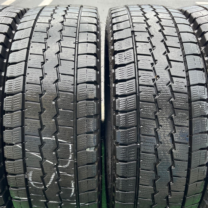 205/75R16 DUNLOP, LT03 中古スタッドレス　激安美品　　6本セット：24000円