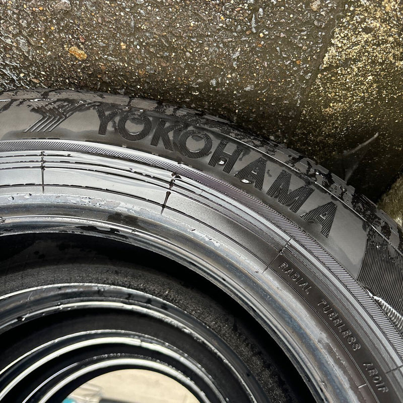 195/65R15 YOKOHAMA BluEarth 中古　激安美品　4本セット:16000円