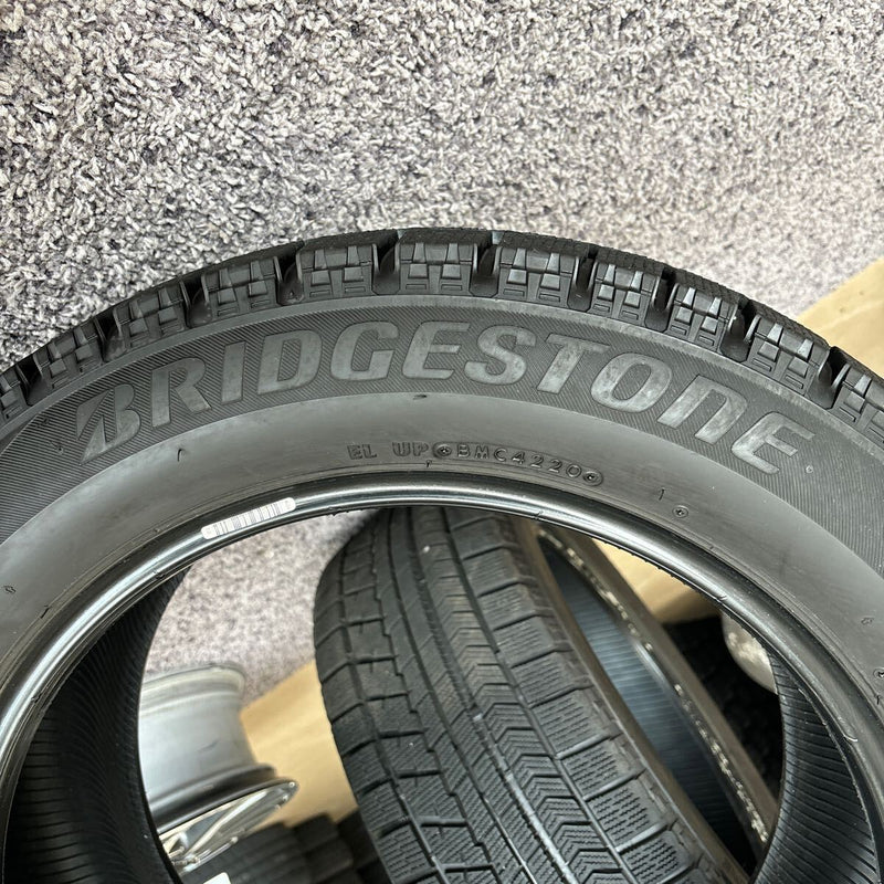 225/55R17 BRIDGESTONE VRX 中古スタッドレス　4本セット：10000円