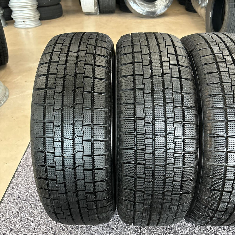 185/60R15 TOYO ICE FRONTAGE 中古スタッドレス　4本セット：16000円