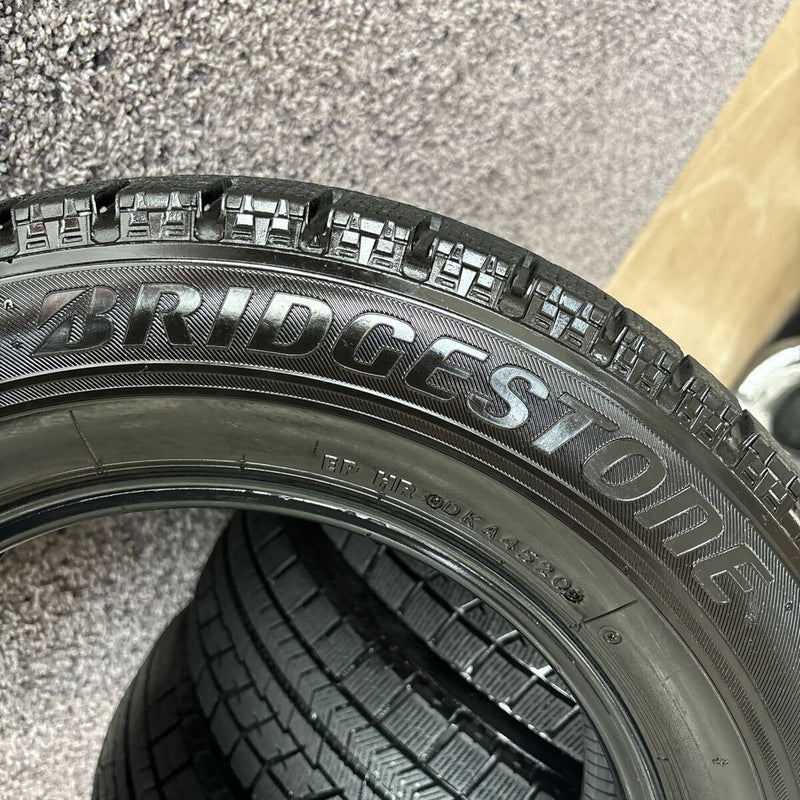 175/70R14 BRIDGESTONE VRX 2020年製 中古スタッドレス　4本セット：12000円