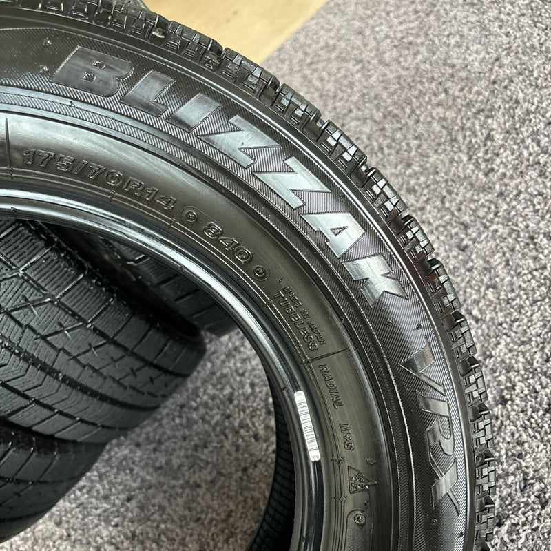 175/70R14 BRIDGESTONE VRX 2020年製 中古スタッドレス　4本セット：12000円