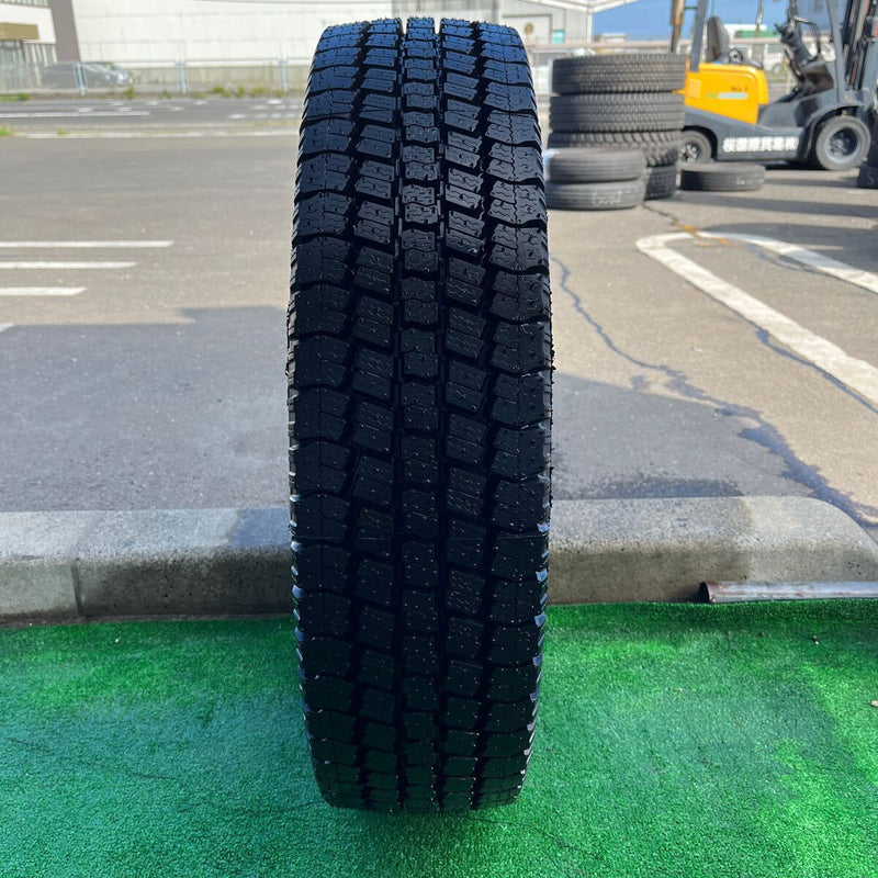 205/85R16 再生　中古スタッドレス　M934　激安美品　　1本セット：6000円