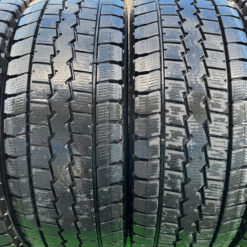 225/70R16 DUNLOP, 中古スタッドレス　　 LT03　激安美品　　6本セット：24000円