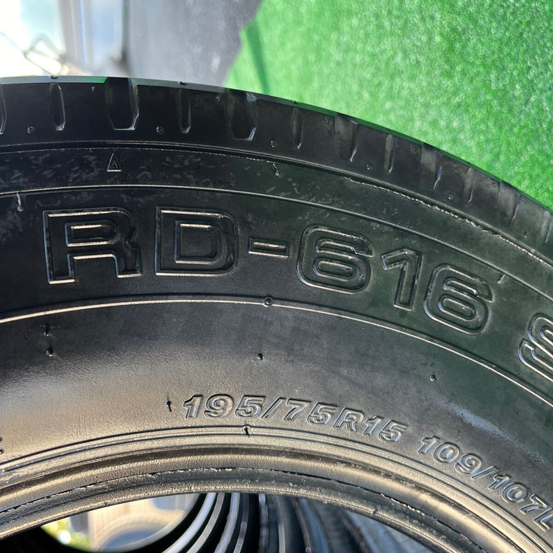 195/75R15 BRIDGESTONE, RD-616 中古タテ溝　激安美品　　6本セット：23500円