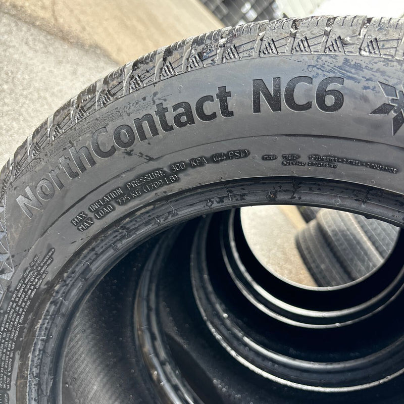 225/60R17 Continental, NorthContact NC6 中古スタッドレス　激安美品　4本セット：20000円