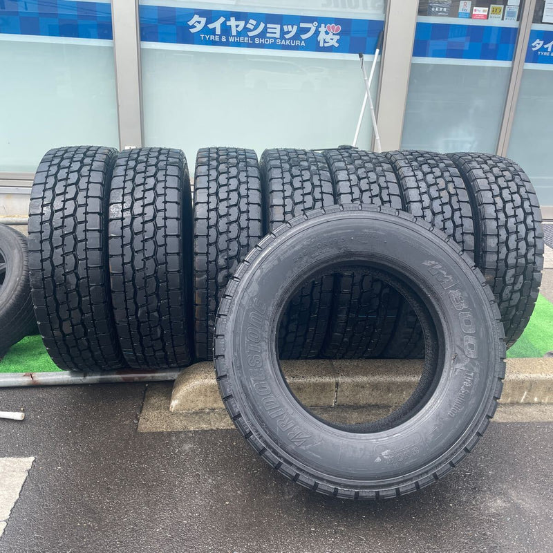 245/70R 19.5 再生中古　ミクスタイヤ　ほぼ新品　激安美品　　8本セット：96000円