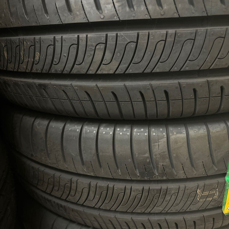 ダンロップ 185/65R14 RV505 未使用品 4本セット:22000円 未使用