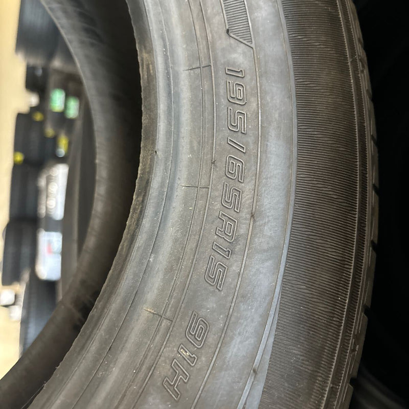 DUNLOP195/65R15 NEXTⅢ 年落ち未使用品 4本:25000円 未使用