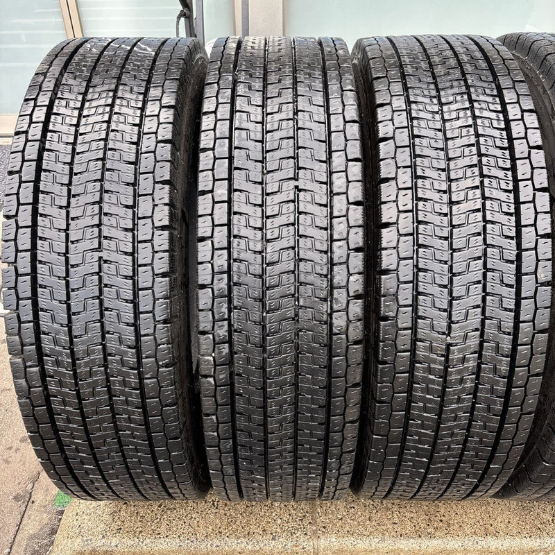 275/80R22.5 YOKOHAMA 151/148J, 903ZW, 中古地山　激安美品　8本セット：106500円