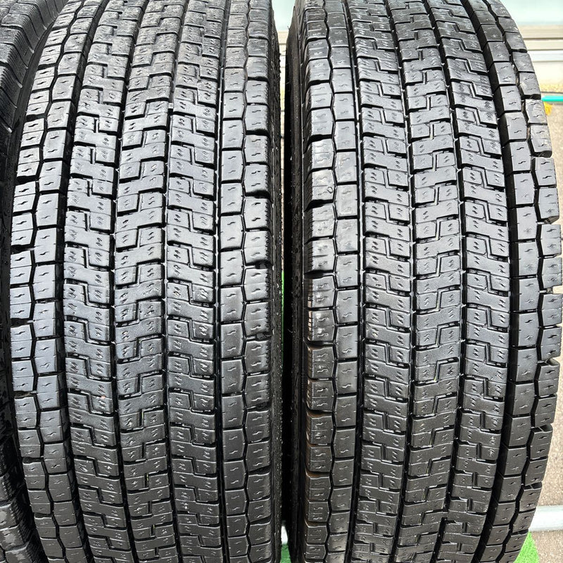 275/80R22.5 YOKOHAMA 151/148J, 903ZW, 中古地山　激安美品　8本セット：106500円