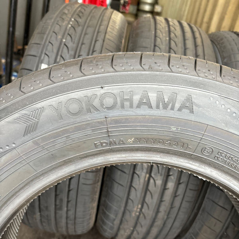 205/65R16 YOKOHAMA RV-02 2021年製　未使用品　夏タイヤ　4本セット：28000円