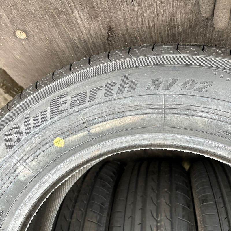 205/65R16 YOKOHAMA RV-02 2021年製　未使用品　夏タイヤ　4本セット：28000円