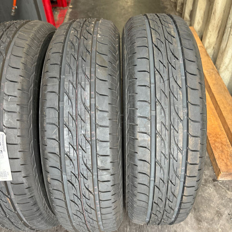 175/65R15 BRIDGESTONE NEXTRY 未使用品　夏タイヤ　4本セット：28000円