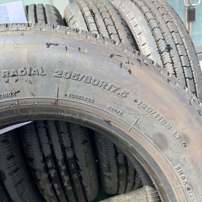 205/80R17.5 中古地山　2024年製 ブリヂストン　ほぼ新品　激安美品6本セット＋1本：55000円