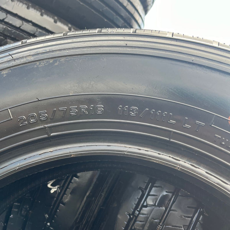 205/75R16 LT　ダンロップ　2022年　激安美品　　4本セット：18000円