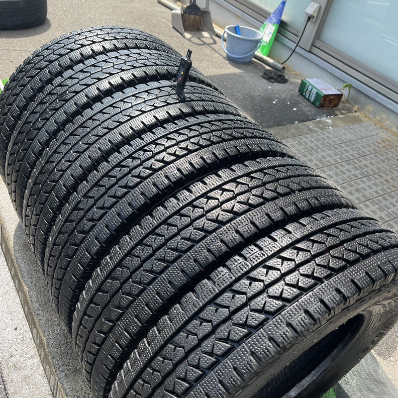 195/85R16 LT　ブリヂストン　地山/再生　2022年UP 激安美品　　6本セット: 27000円