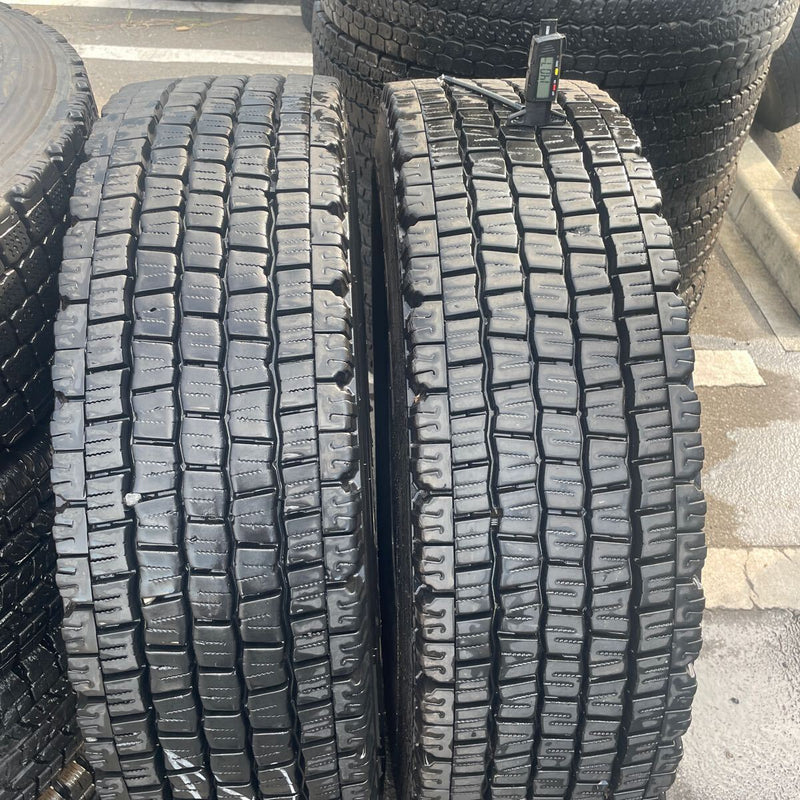 275/80R22.5 中古地山　ダンロップ　SP081 2021年　激安美品　2本セット：32000円