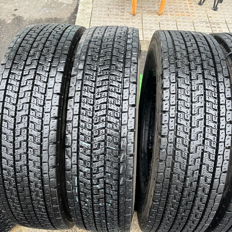 225/80R17.5 中古地山　ヨコハマ　激安美品　　6本セット：36000円