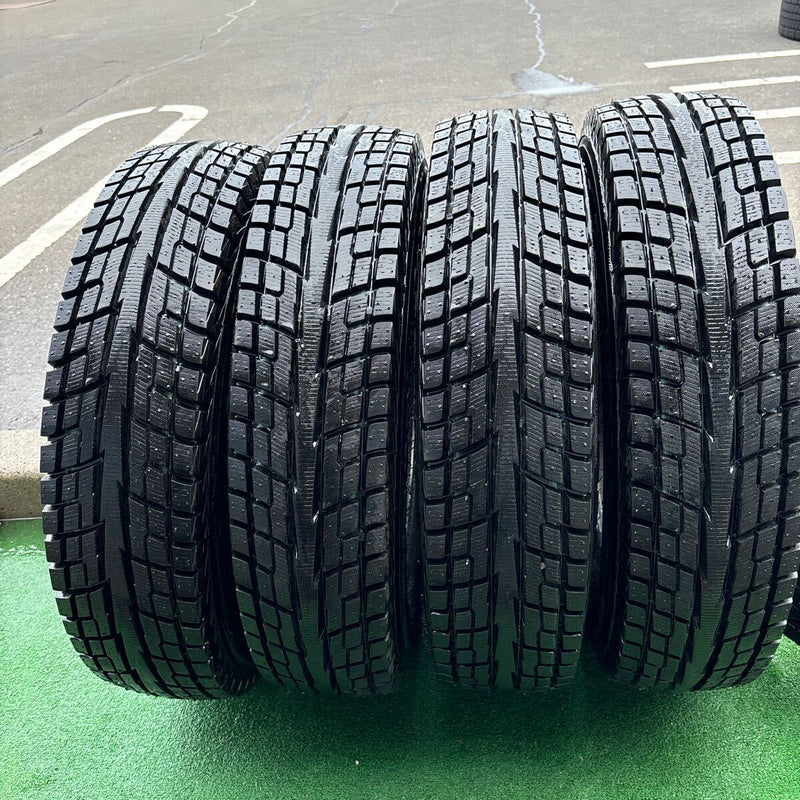 185/85R16 105/103L LT ヨコハマ　ジオランダー中古スタッドレス　年式古め　　4本セット：28000円