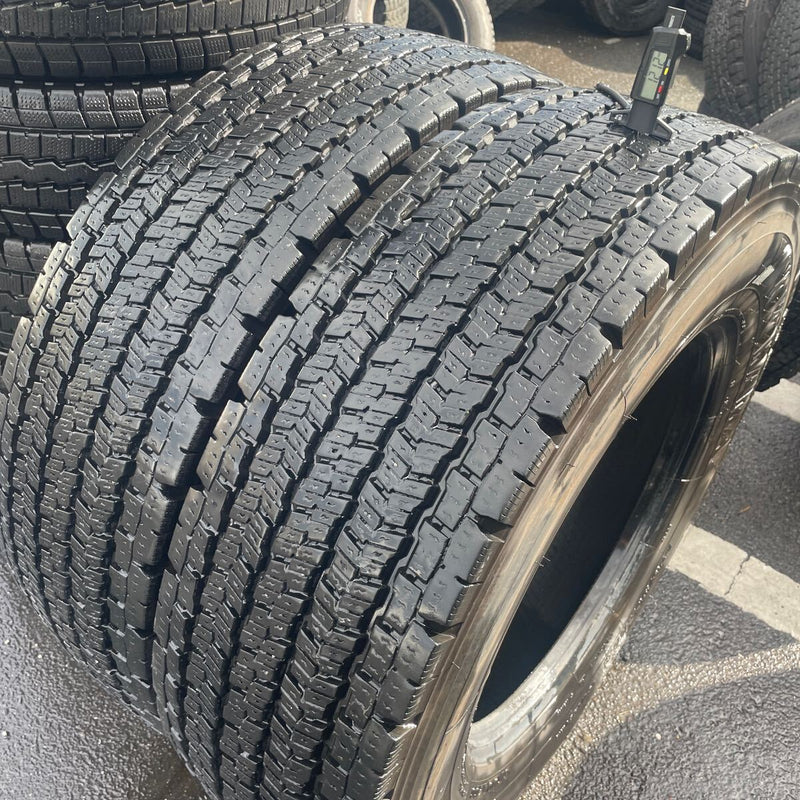 275/80R22.5 中古地山　ヨコハマ　激安美品　2本セット：32000円