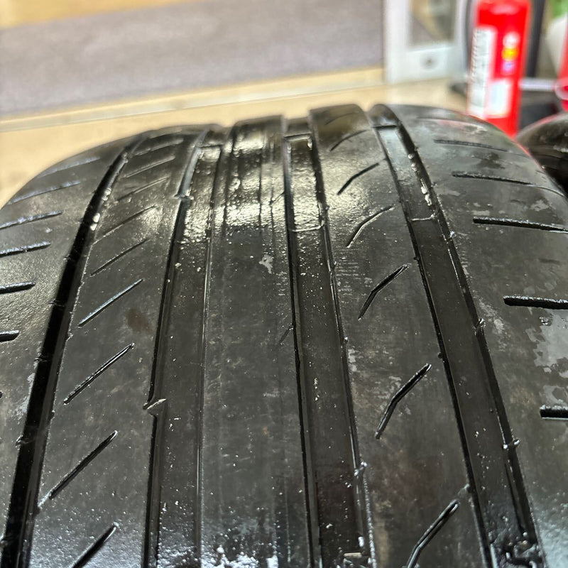 コンチネンタル245/40R18 中古夏タイヤ 2本セット:9500円