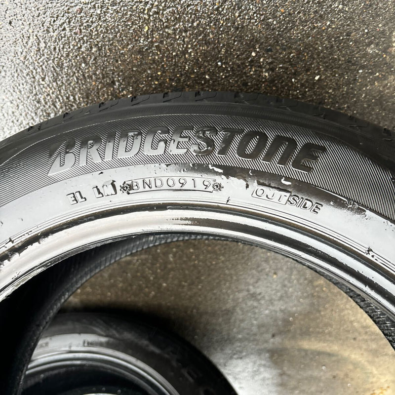 215/55R17 激安美品　BRIDGESTONE 4本セット：18000円