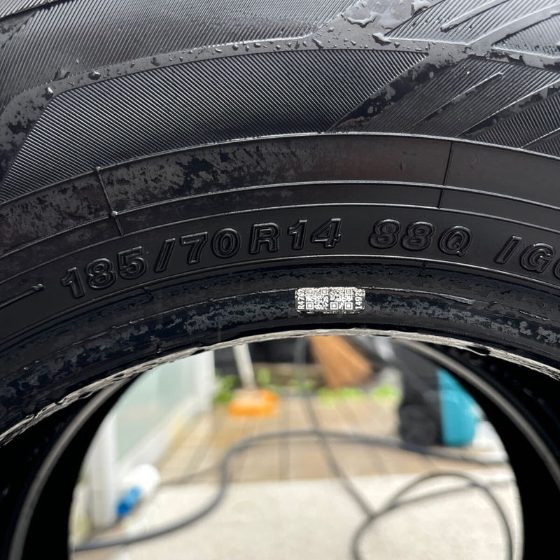 ヨコハマ 185/70R14 iG60 バリ山 中古冬タイヤ2本組:7000円