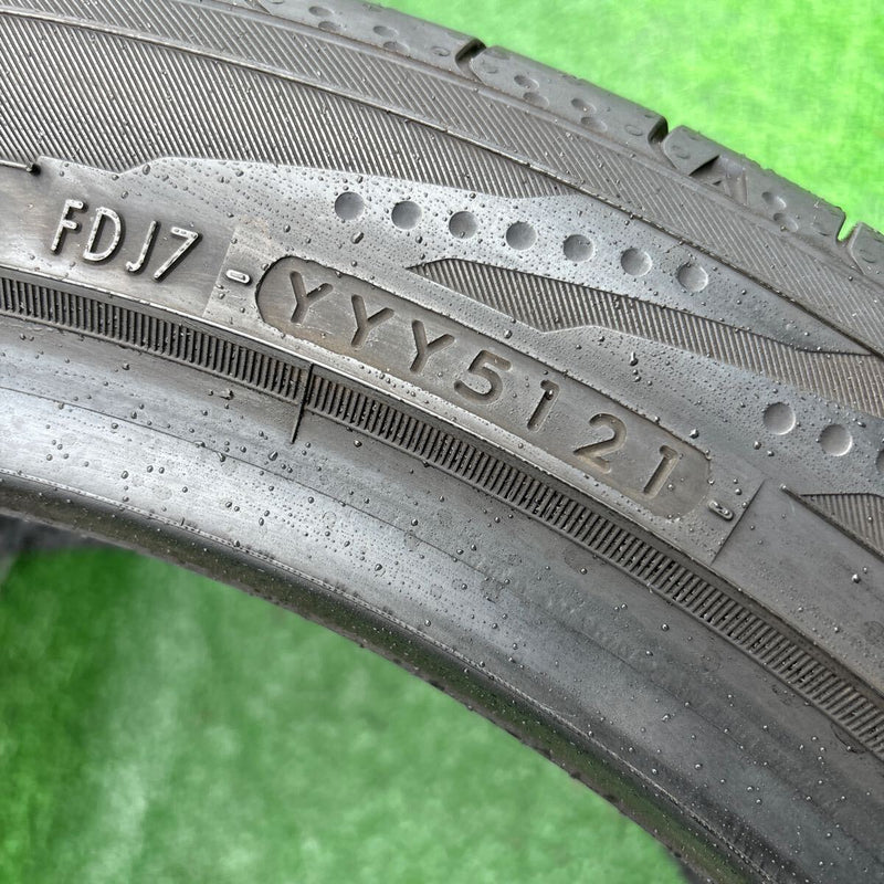 225/45R18 YOKOHAMA RV-03 中古夏タイヤ　2本セット:10000円