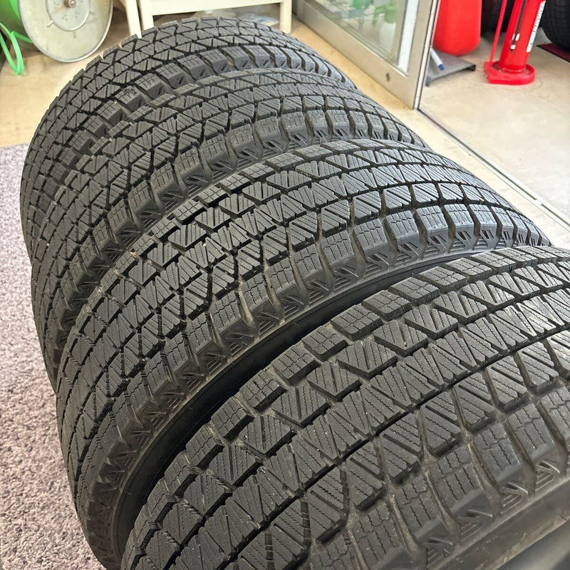 225/65R17 BRIDGESTONE ブリザック　アルミホイール付き　17×7J インセット45 中古　4本セット：80000円