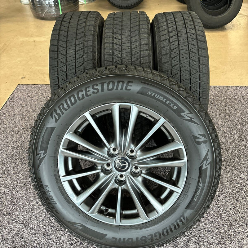 225/65R17 BRIDGESTONE ブリザック　アルミホイール付き　17×7J インセット45 中古　4本セット：80000円