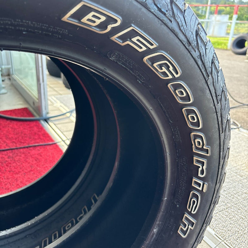 BFグットリッチ 275/55R20 ホワイトレター 中古タイヤ 2本:40000円