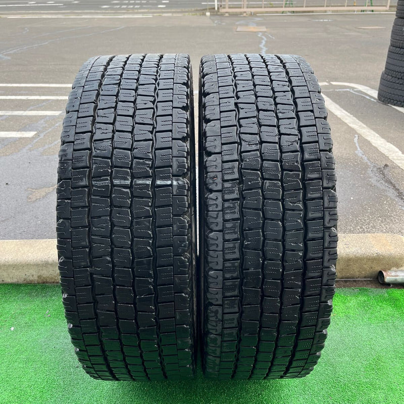 245/70R19.5 DUNLOP, SP081 中古　激安美品　　2本セット：19000円