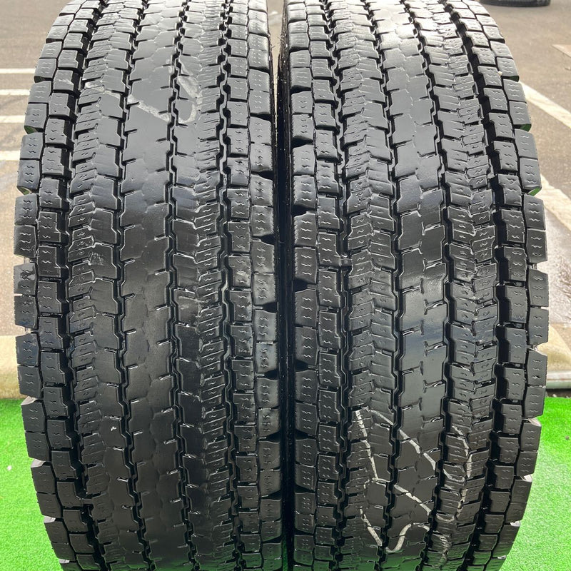 275/80R22.5 YOKOHAMA, 905W 中古　激安美品　　2本セット：23000円