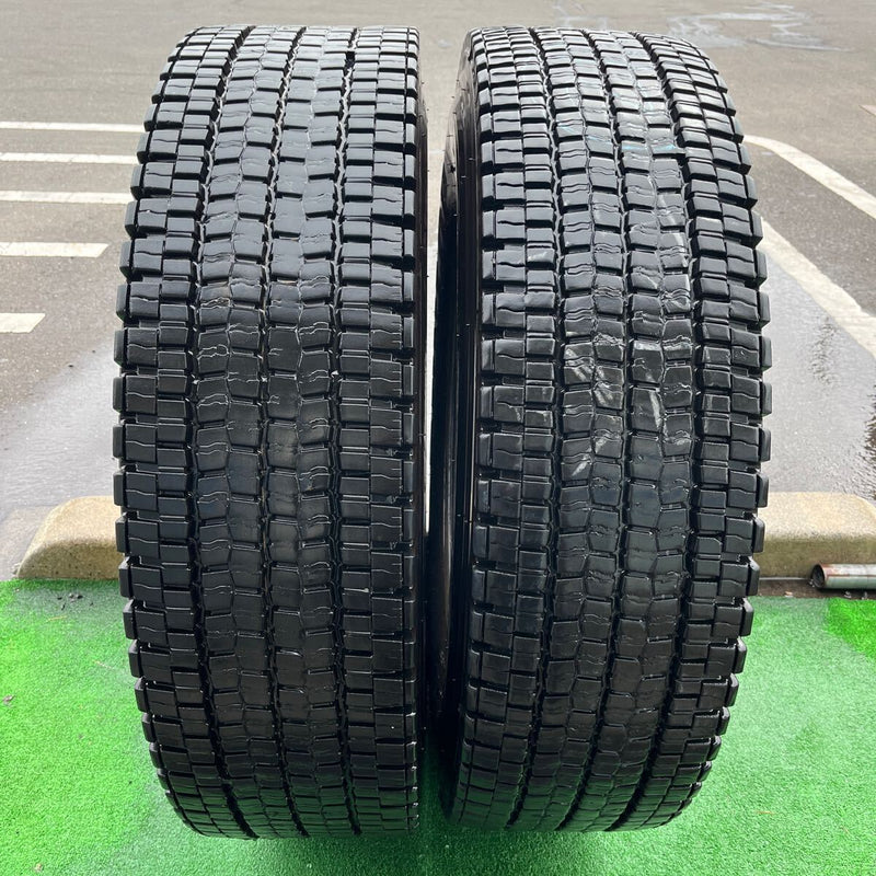 11R22.5 DUNLOP, SP001 中古　激安美品　2本セット：24000円